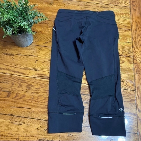 ATHLETA BARE TO RUN KNICKER Black & Momentum Tank - Picture 8 of 10